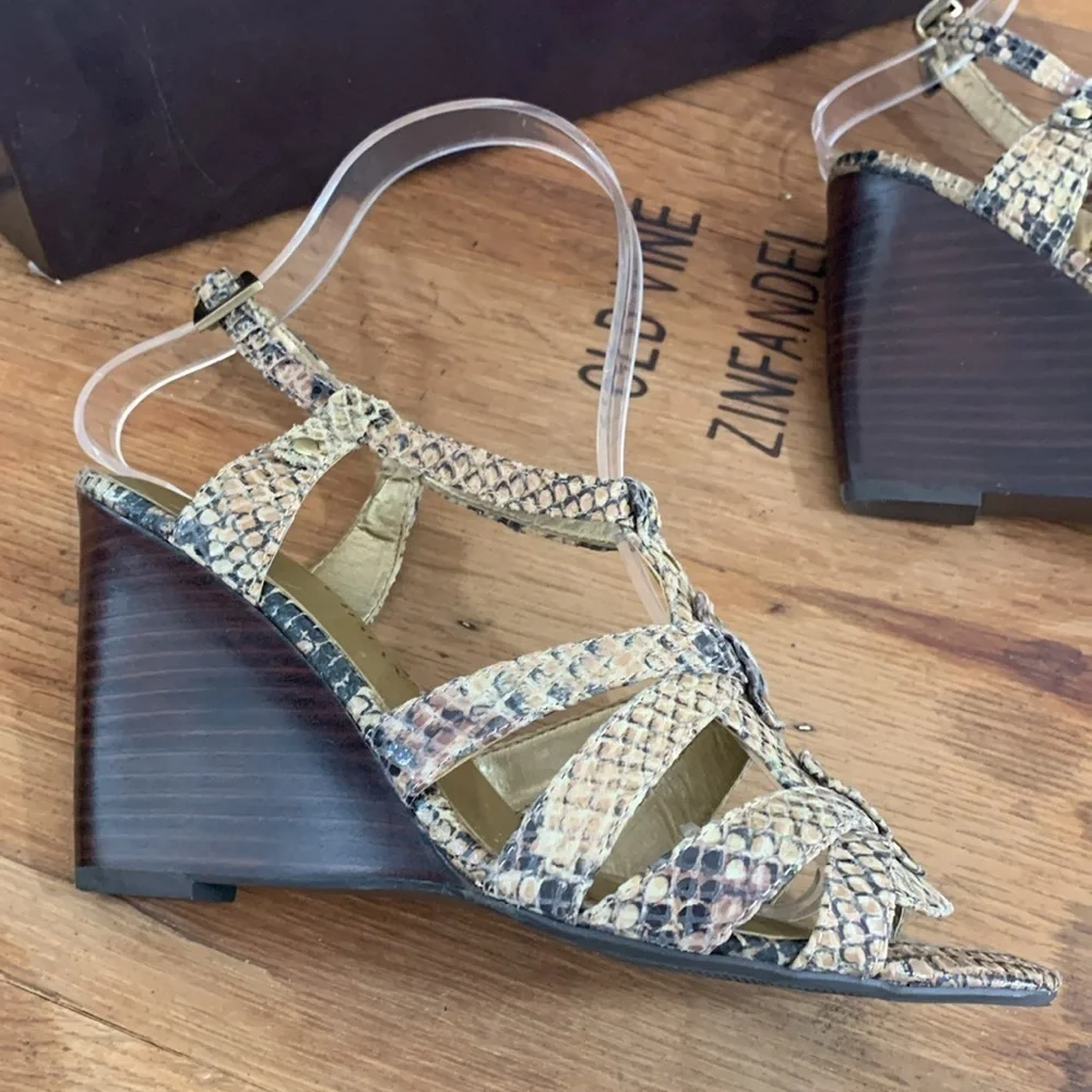Dana Buchman | NIB Vala Snake Embossed Leather Strappy Stacked Wedge Heels 6.5 M